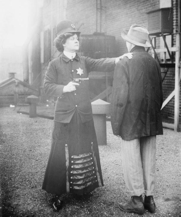 woman-police-making-arrest-bain-loc-754x900